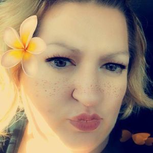 Meet your Posher, Stacy